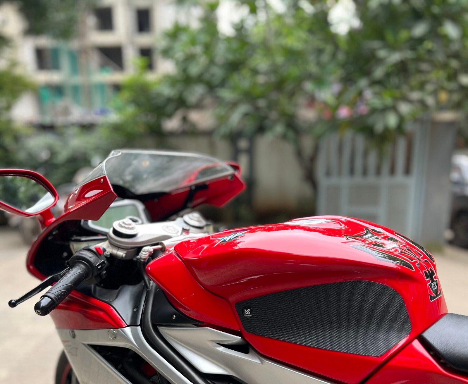 Tank Grips for MV Agusta F4R