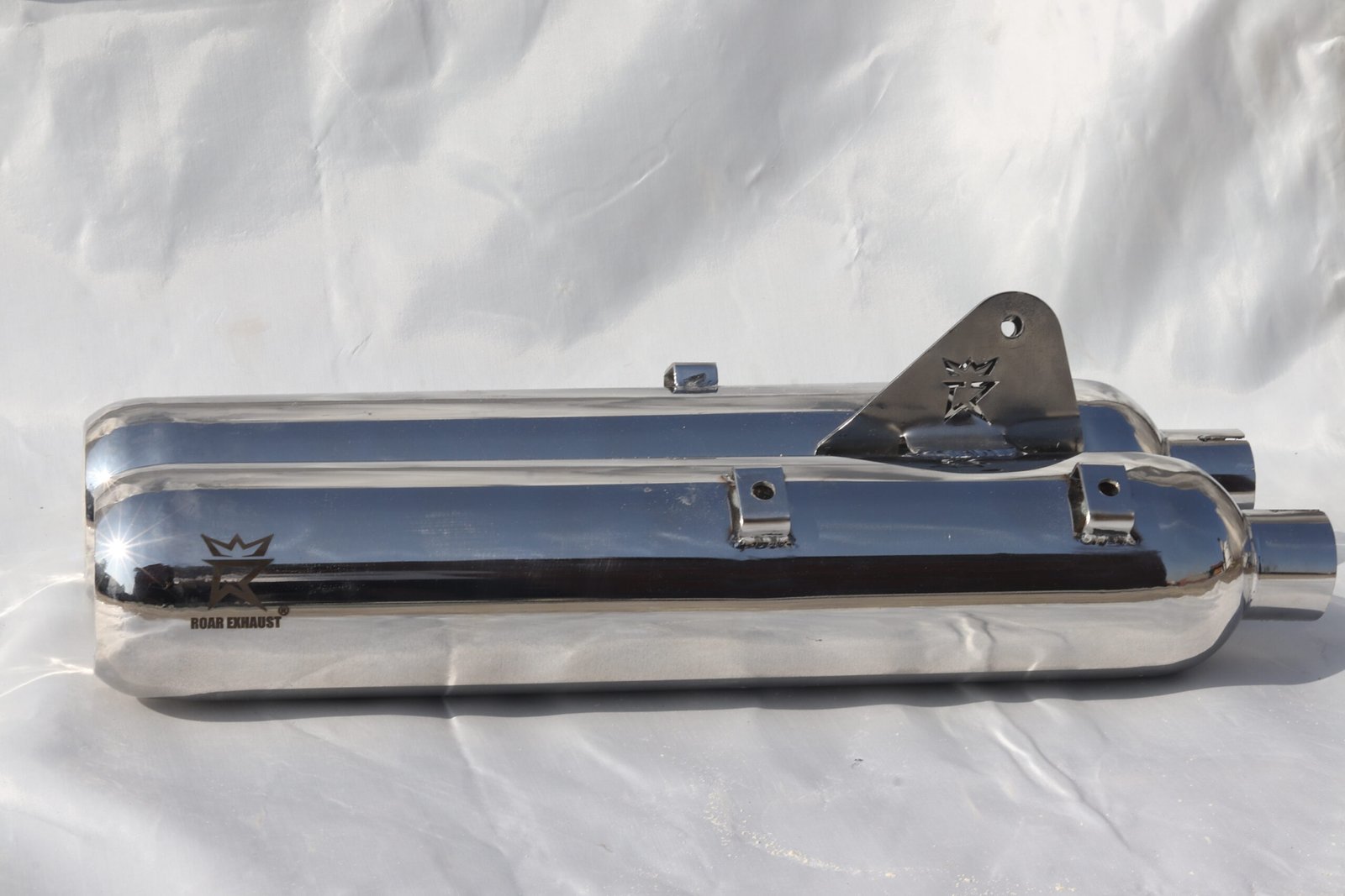 Roar Exhaust for Super meteor 650 - Image 2